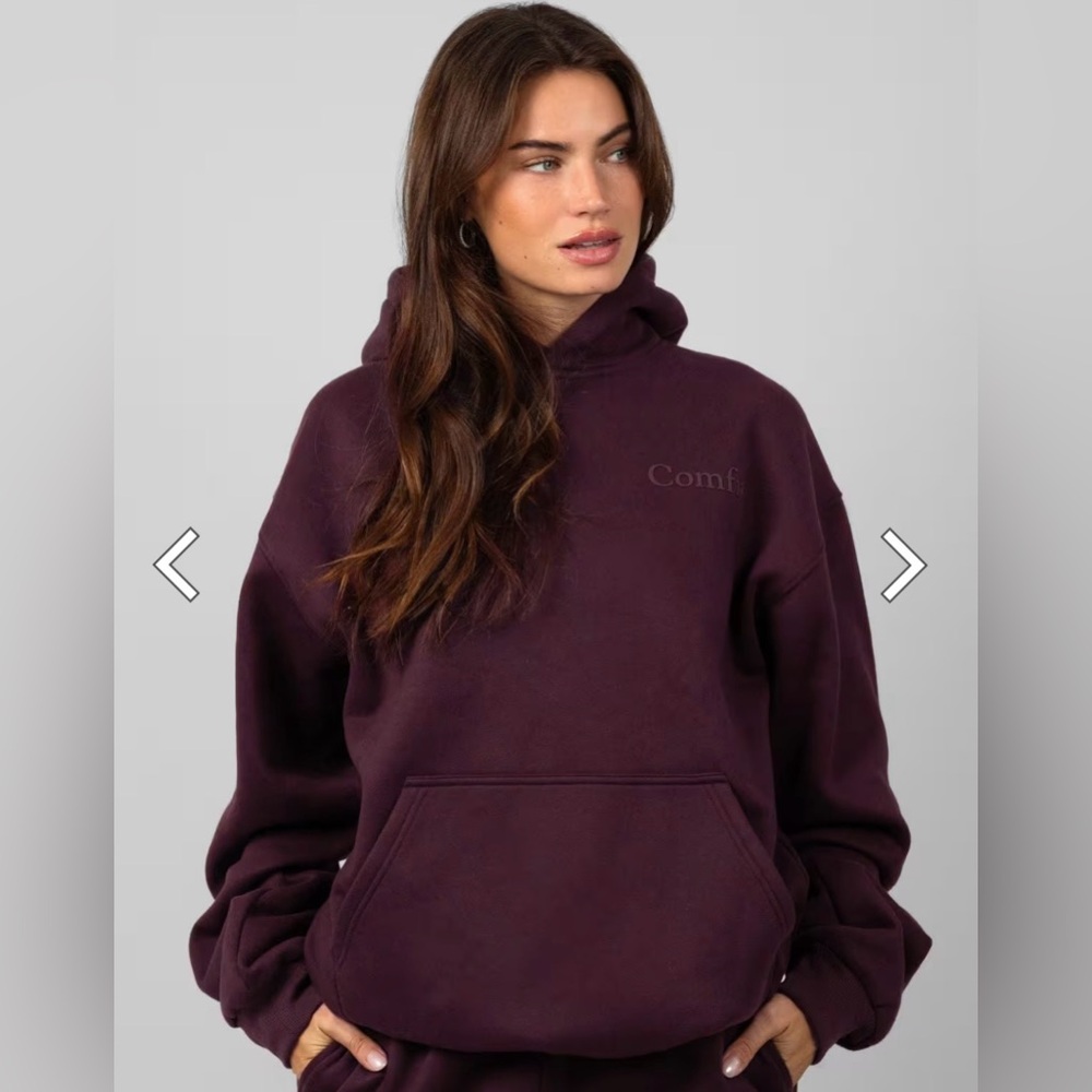 Comfrt Minimalist Maroon Hoodie with Subtle Logo